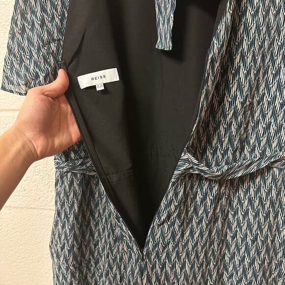 Reiss Rayah Printed Flippy Dress Blue Size 12 Mini Tie Detail Party Event Work - Picture 9 of 13